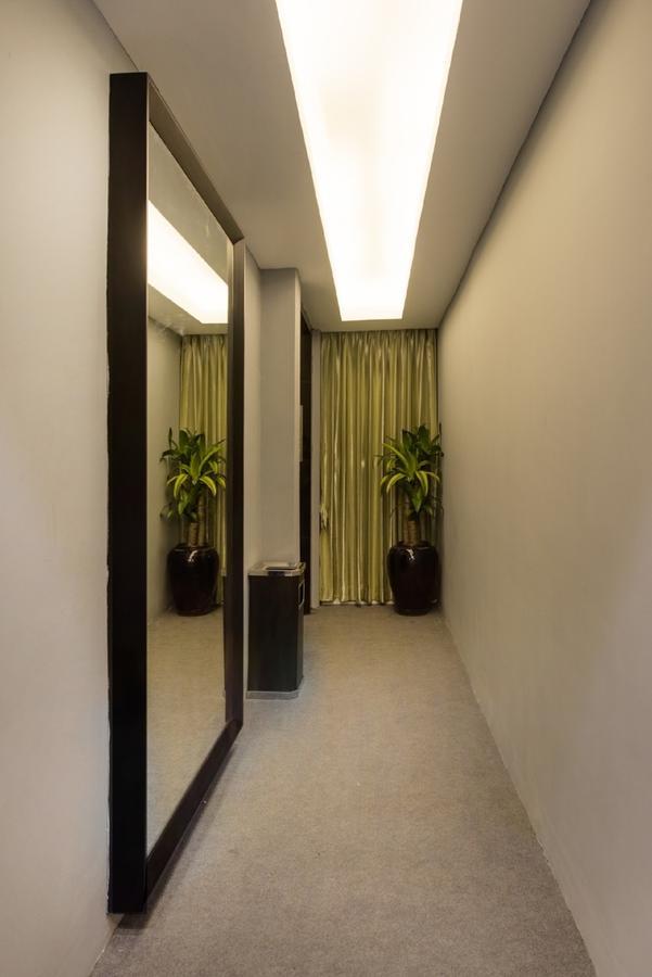 Shwe Pyi San Yar Hotel Yangon Exterior foto