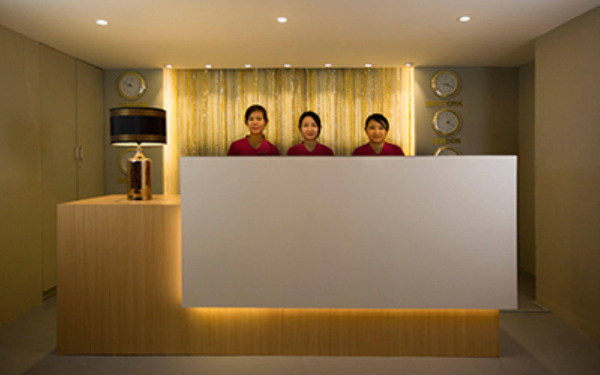 Shwe Pyi San Yar Hotel Yangon Exterior foto